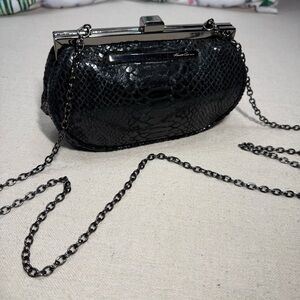 Kenneth Cole Framed Crossbody/Clutch w/ Drop In Chain Handle - Leather